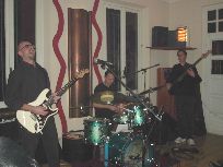 Live in Sanremo, 2003; for a larger view (56KB) click on photo